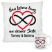 Kissen und Tasse